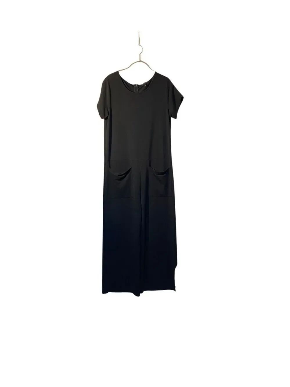 Banana republic black, wide, leg jumpsuit with pockets S